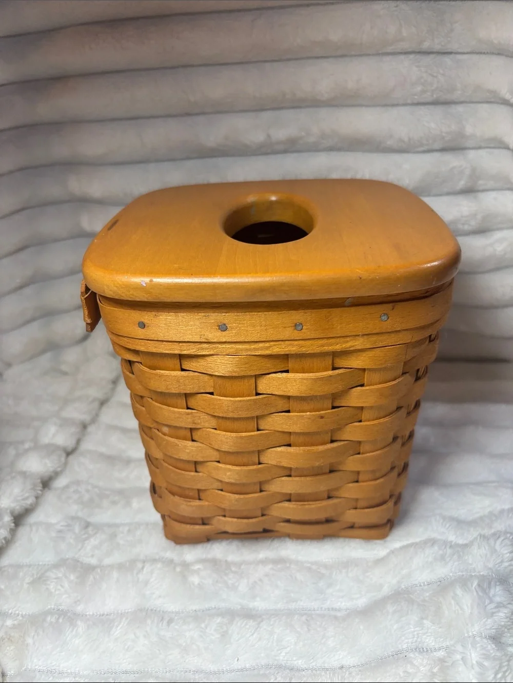 Longaberger Handwoven Wood Tall Tissue Basket with lid 1999 signed